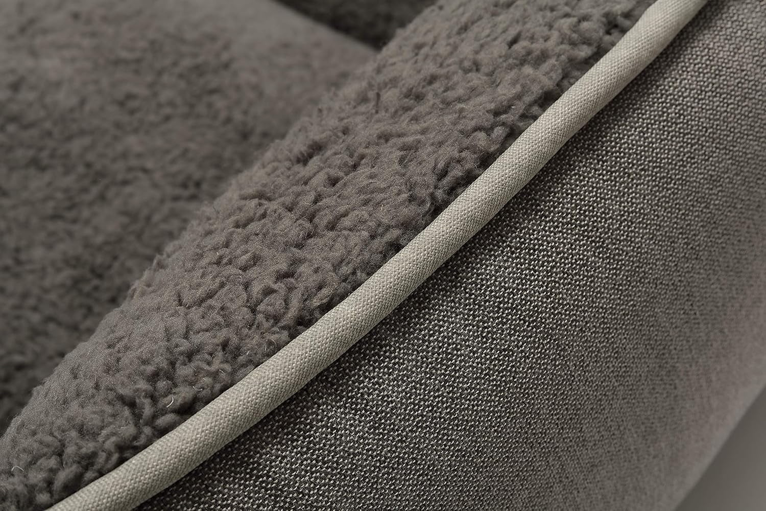 Rectangle Dog Bed - Washable and Warm with Anti-Slip Bottom for Small, Medium, and Large Dogs (Medium, Grey)